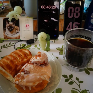 �傫�ȃf�j�b�V���ƃV�i�������[��