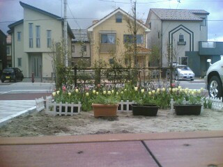 �E�b�h�f�b�L�ɉ������